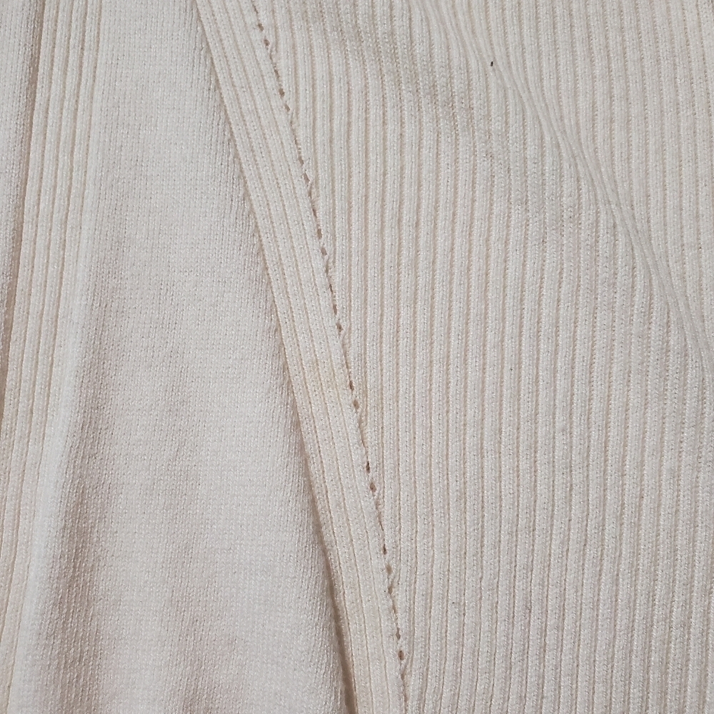 DKNY Jeans Off White Cream Ivory Knit V Neck Sweater - Picture 2 of 12